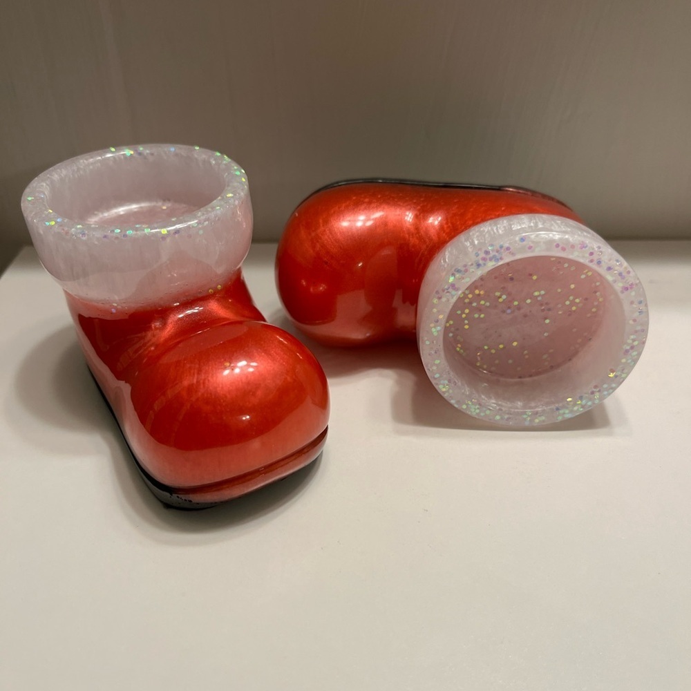 Custom made Santa Boots candle holders - Picture 3 of 4